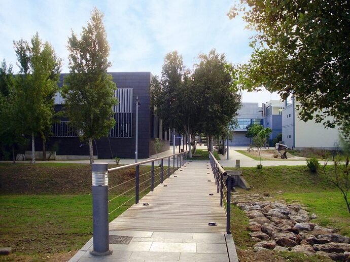 innovation-training-center-parc-bit-oficinas-02-1024x768