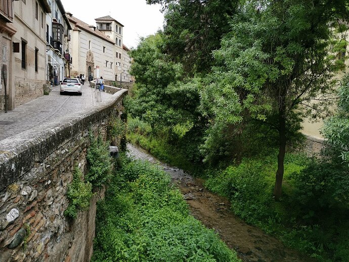 photo1624109683