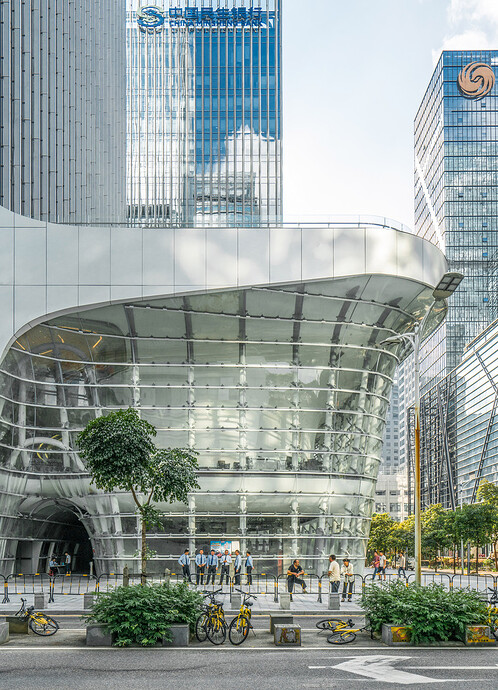 Street_corner_of_CDB_bank_podium©️ZengZhe.