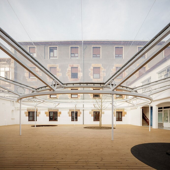 metalocus_patio-escuela-san-antonio_ele-arkitektura_23