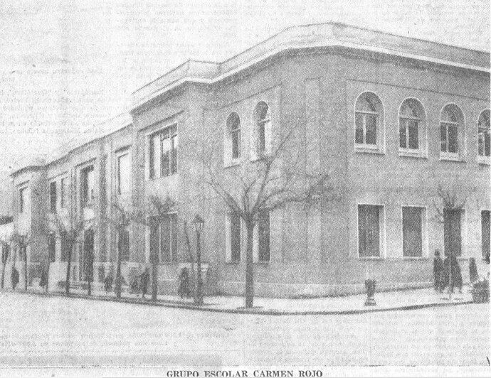 FC 1a. Grupo escolar Carmen Rojo. El Sol. 14.4.1936, página 14.