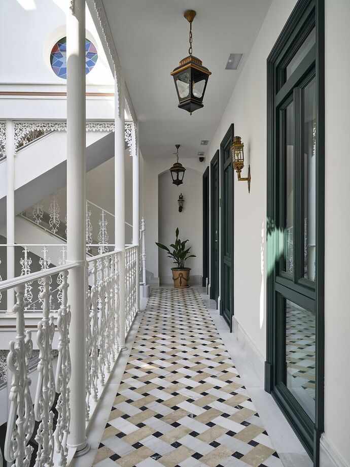 hotel-triana-house-sevilla-amaro-sanchez-moya-1-1677162796