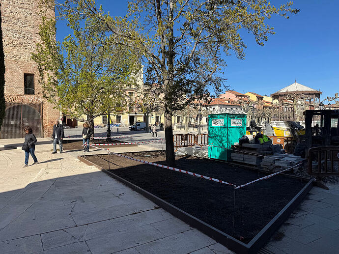 Plaza de Cervantes 1