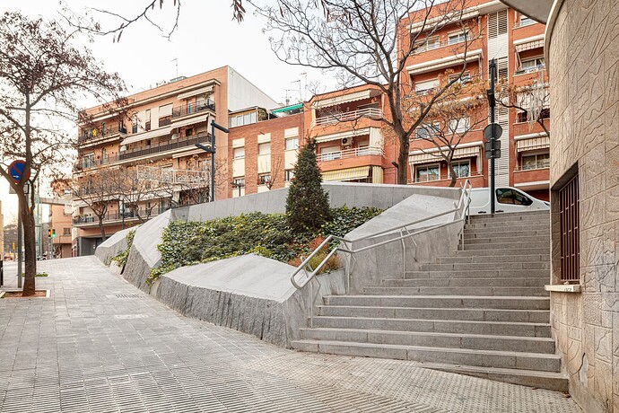 re-urbanizacion-de-la-calle-mina-de-la-ciutat-lagula-arquitectes_13