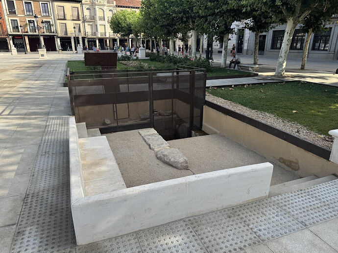 Plaza de Cervantes 9