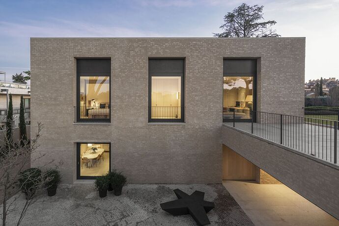 Exterior_10_ok