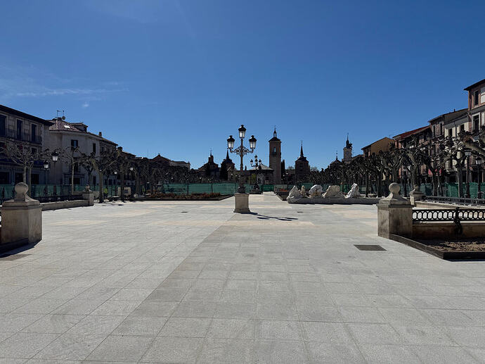 Plaza de Cervantes 8