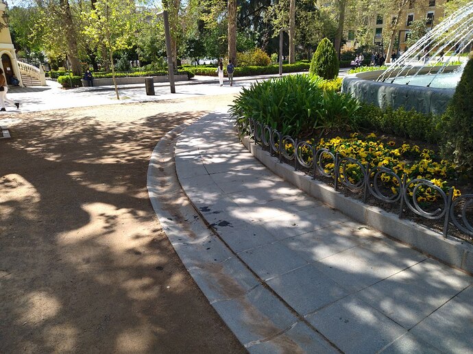 photo1649854609 (1)