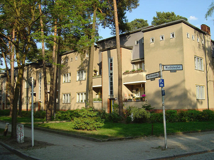 Tomhuette_walskistrasse