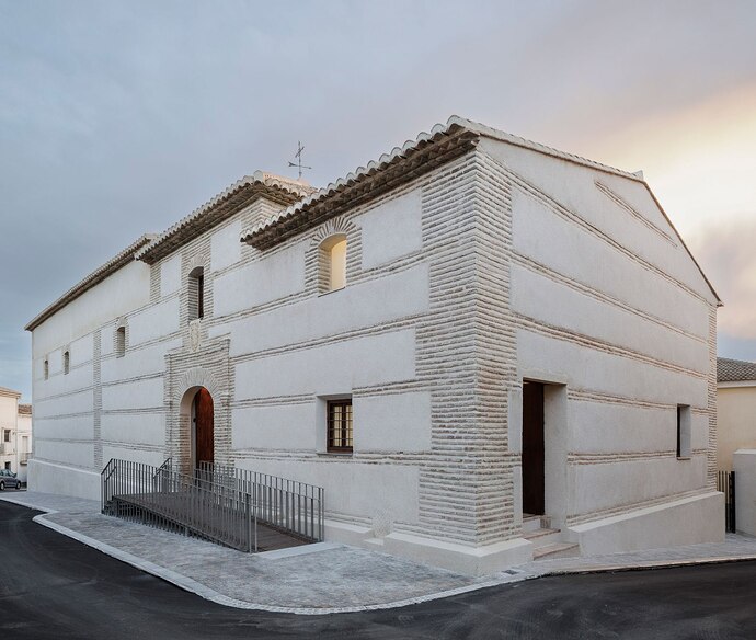 metalocus_antonio-garcia-bueno_ermita_granada_02