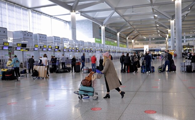 aeropuerto fin de año-RLRR6HEardwtYa4V4qb8XHK-624x385@Diario Sur